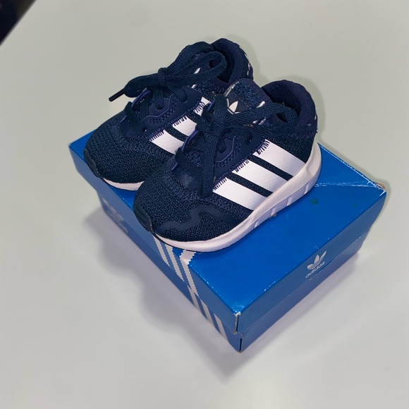 ADIDAS Toddler Boy's Blue Mesh Slip-On Shoes White Stripe Size 4K - Picture 2 of 5